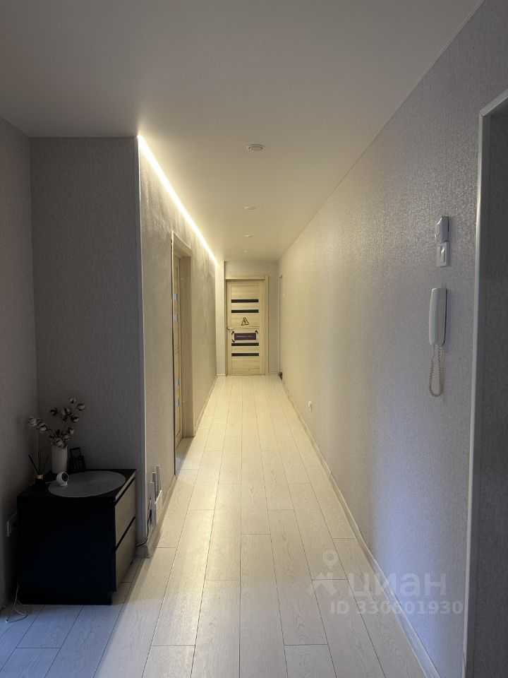 4-комнатная квартира, 117 м² — фотография 3