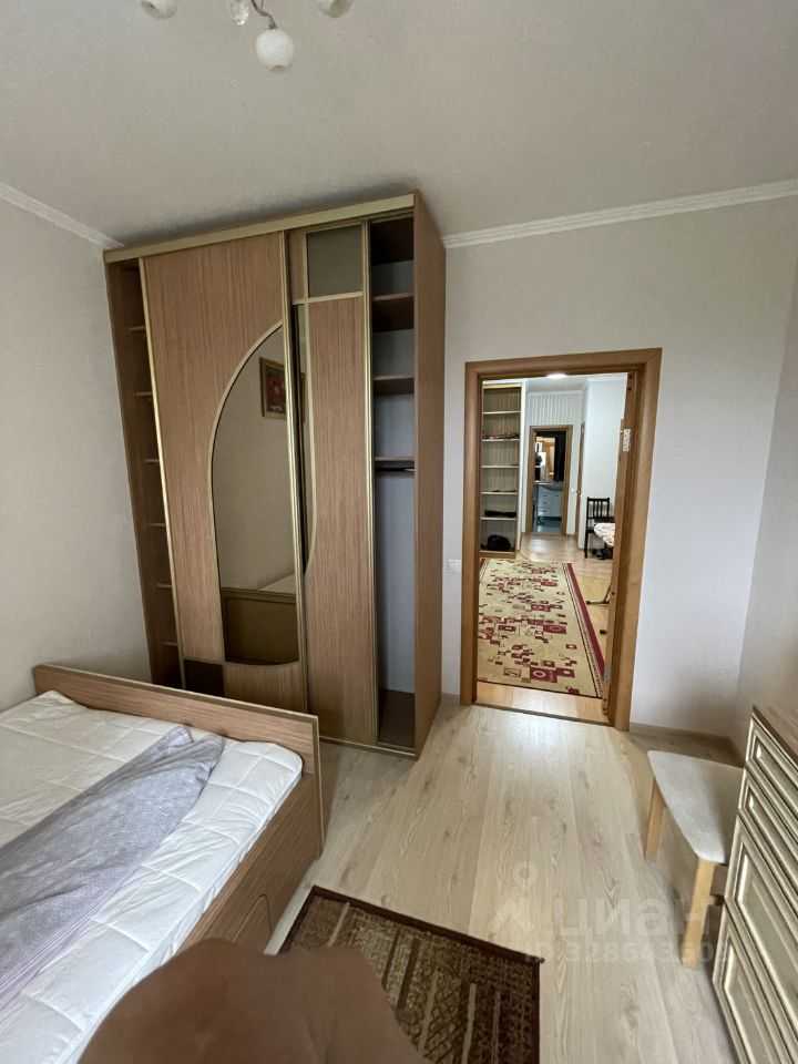 2-комнатная квартира, 76 м² — фотография 2