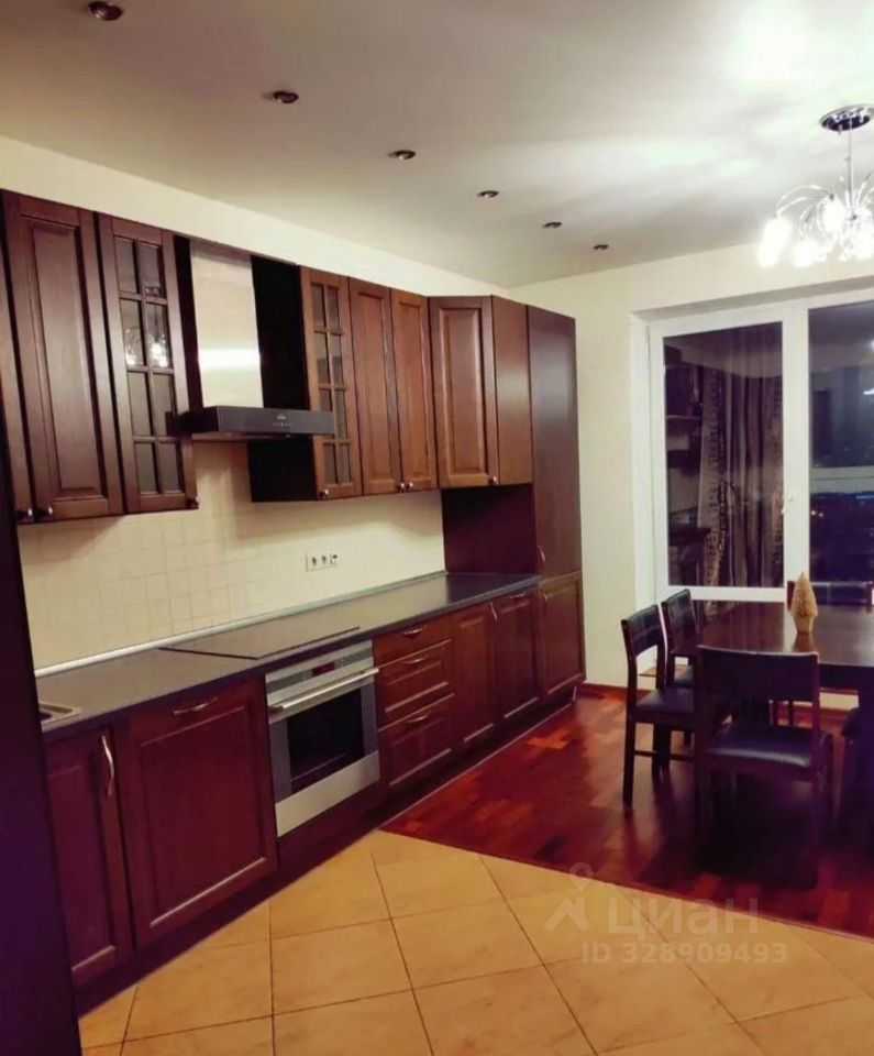 3-комнатная квартира, 105 м²