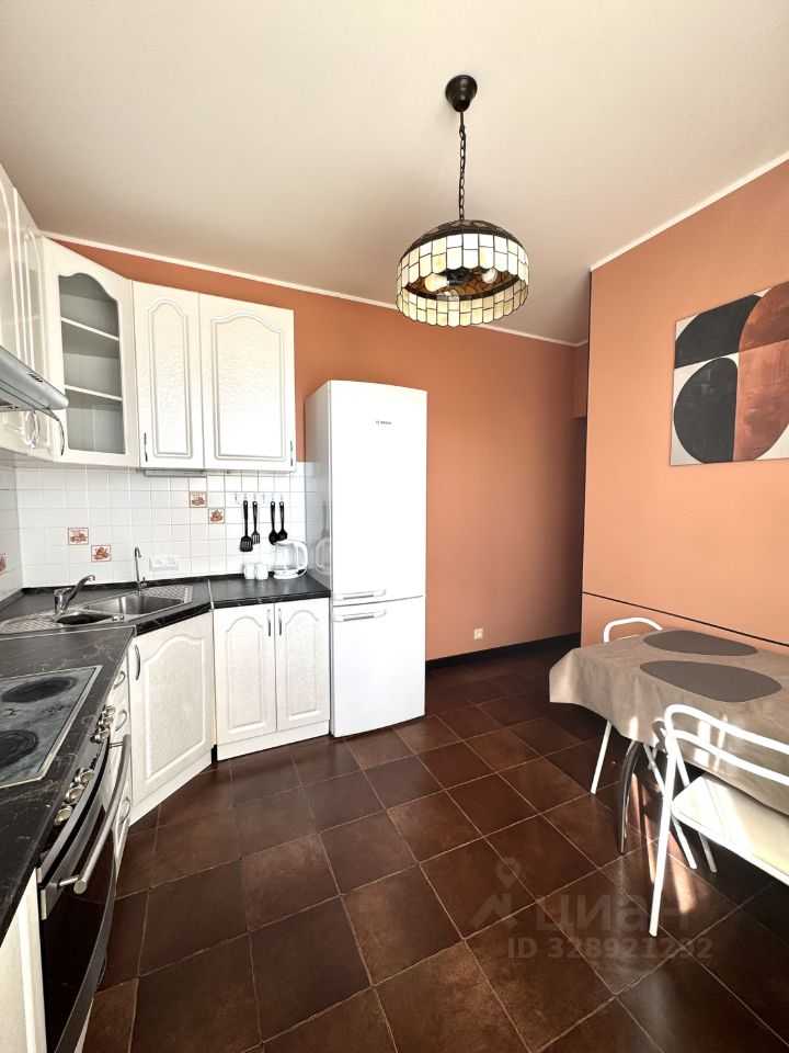 1-комнатная квартира, 42 м² — фотография 2