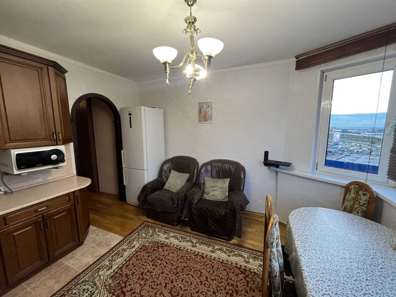 2-комнатная квартира, 64 м² — фотография 2