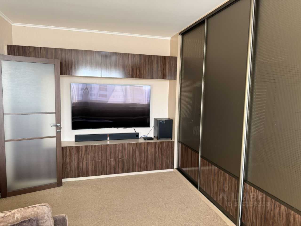 2-комнатная квартира, 62 м² — фотография 2