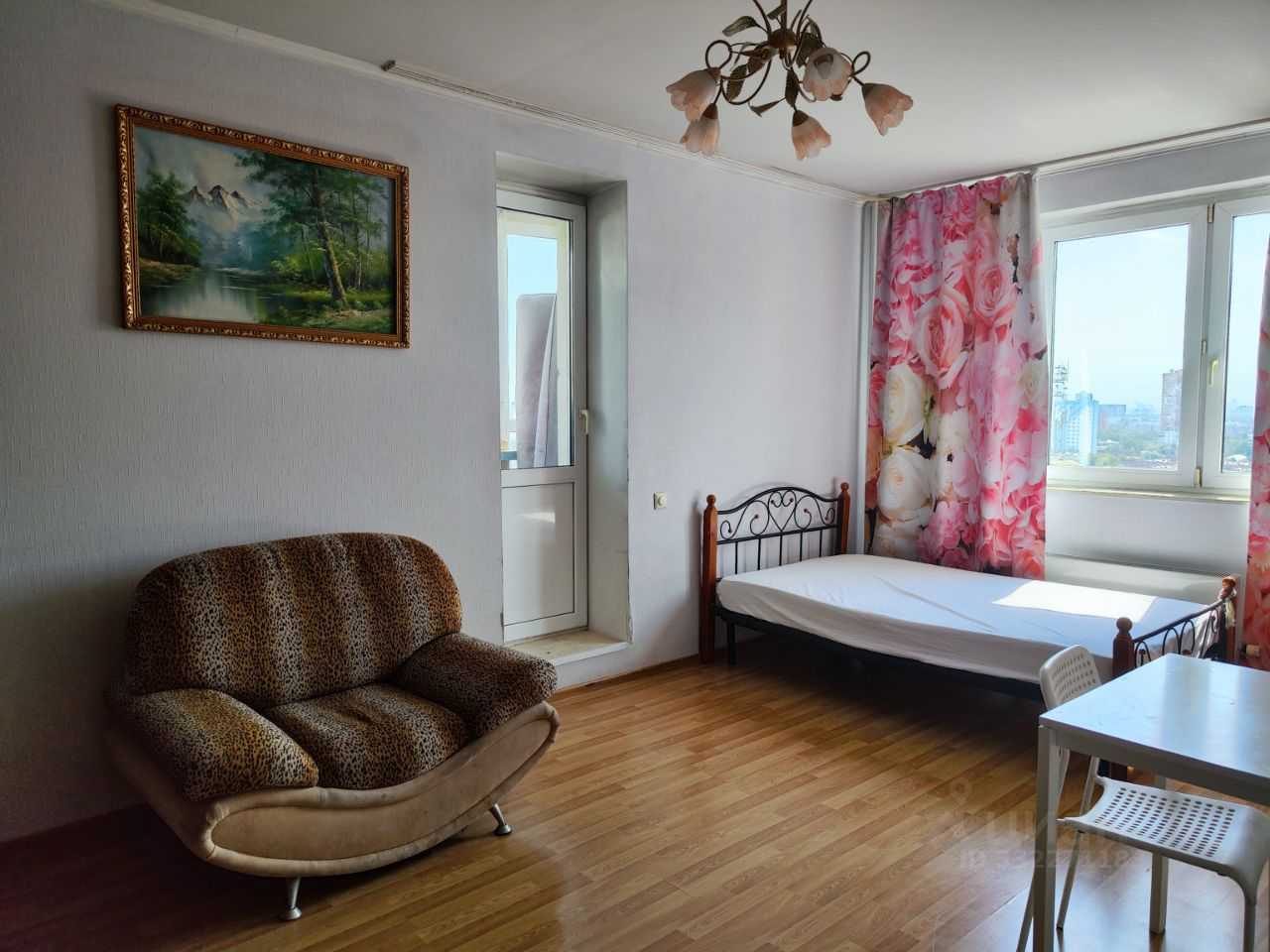 4-комнатная квартира, 104 м² — фотография 3
