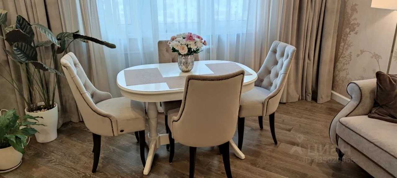 4-комнатная квартира, 107 м² — фотография 2