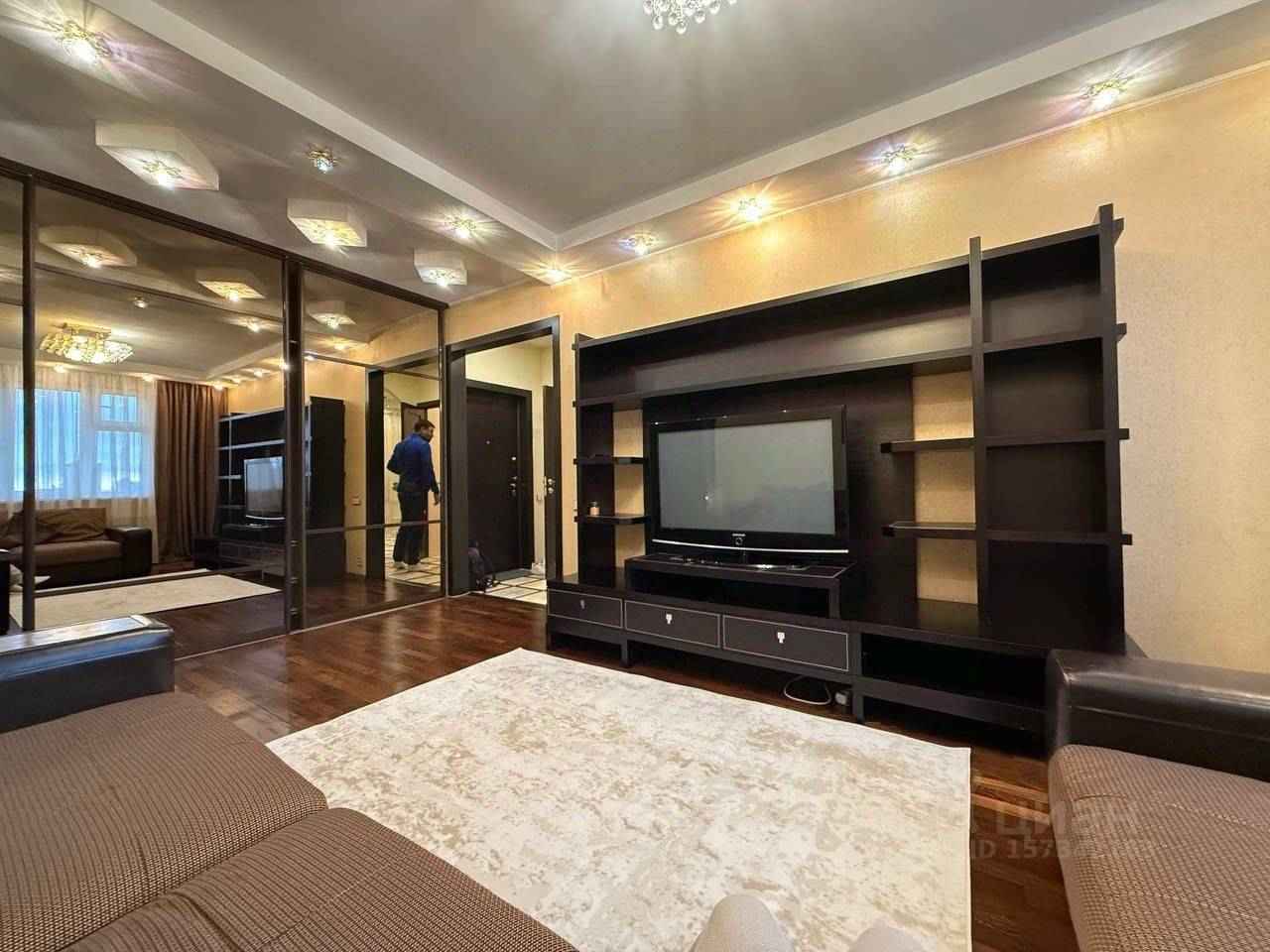 3-комнатная квартира, 77 м² — фотография 3