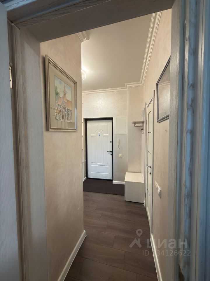 2-комнатная квартира, 72,2 м² — фотография 2