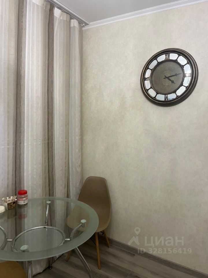 1-комнатная квартира, 42 м² — фотография 2