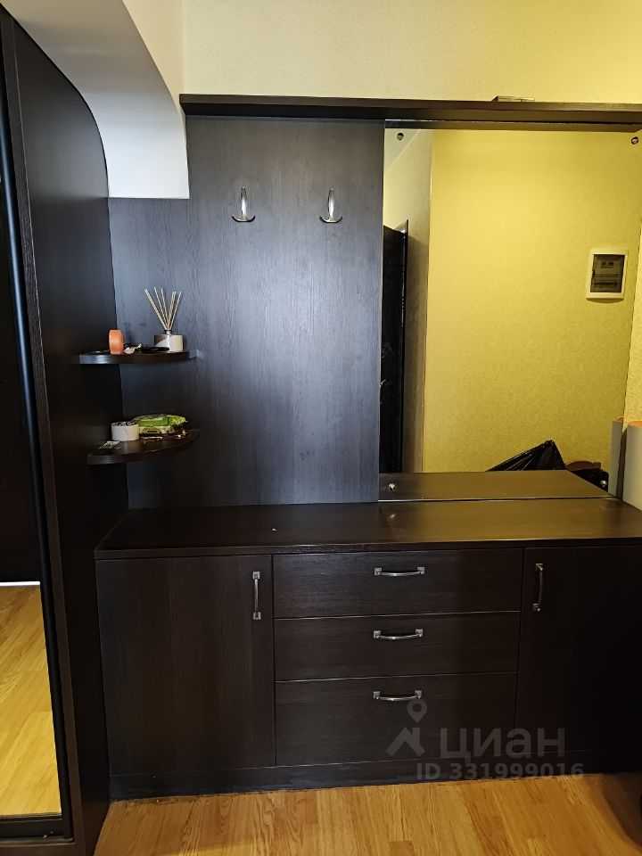 3-комнатная квартира, 77 м² — фотография 3