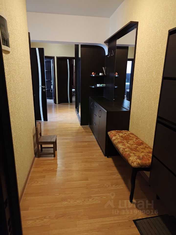3-комнатная квартира, 77 м²