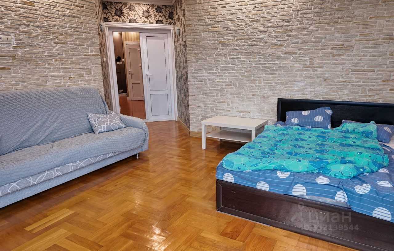 2-комнатная квартира, 68 м² — фотография 3
