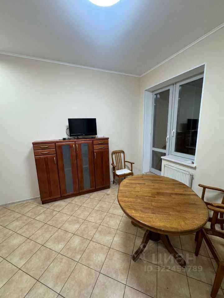 3-комнатная квартира, 112 м² — фотография 2