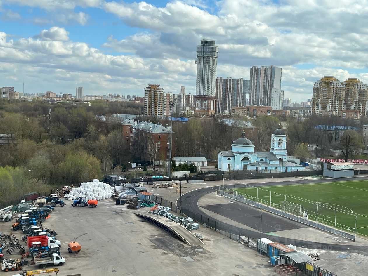 1-комнатная квартира, 51,2 м² — фотография 2