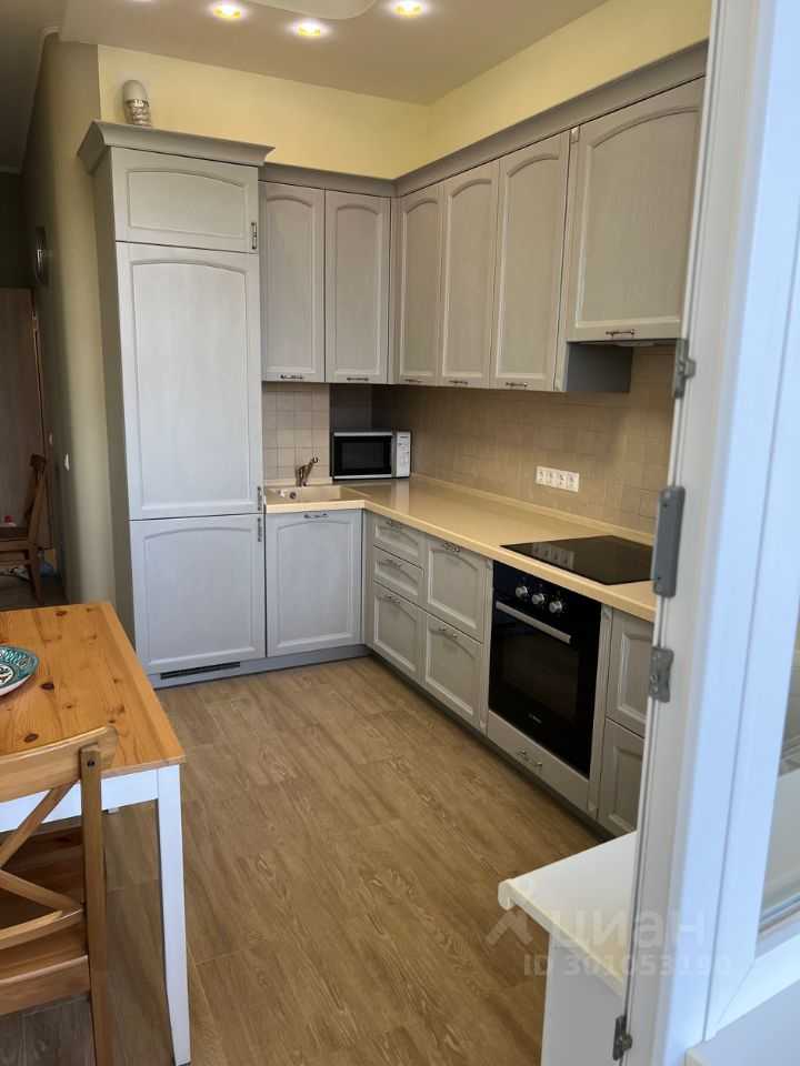 1-комнатная квартира, 51,2 м² — фотография 2