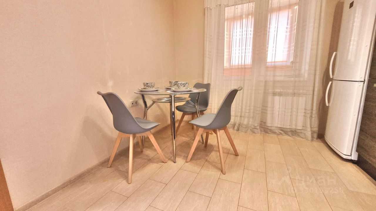 2-комнатная квартира, 53 м² — фотография 2