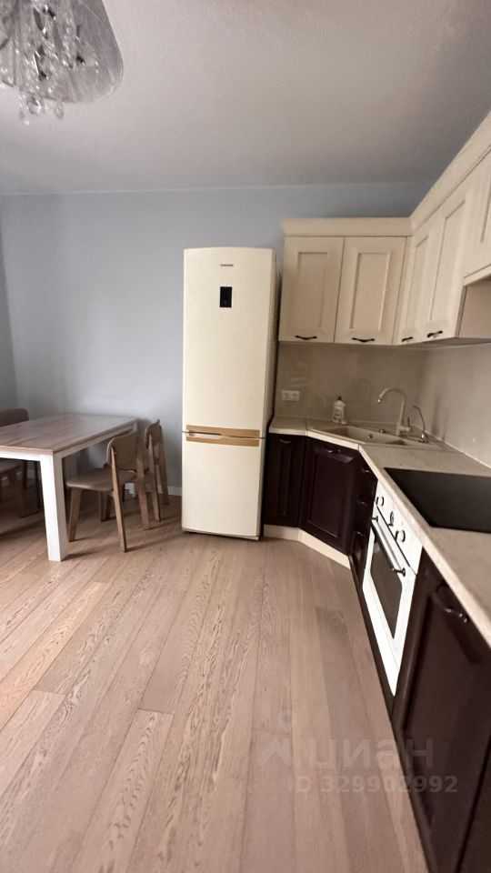 2-комнатная квартира, 74,4 м² — фотография 3