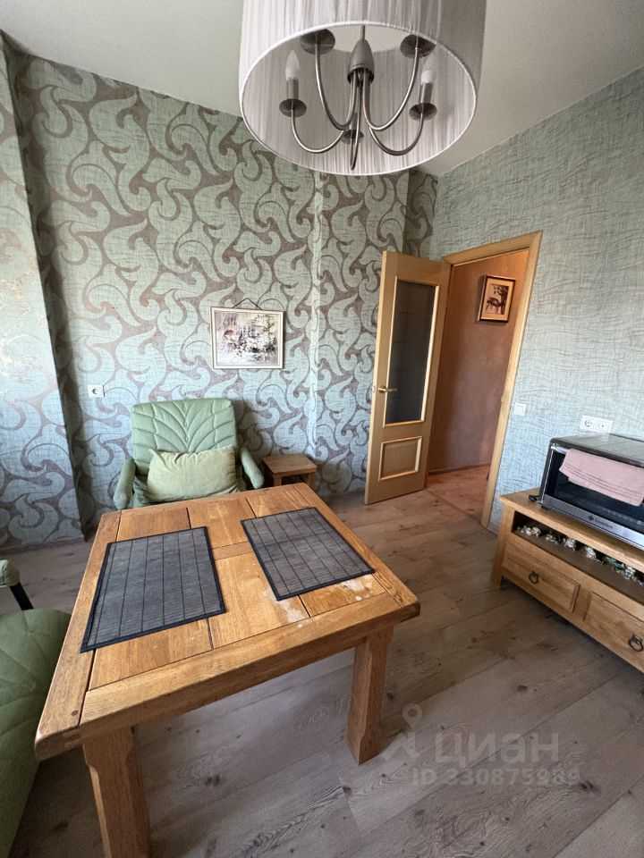 2-комнатная квартира, 67 м² — фотография 2
