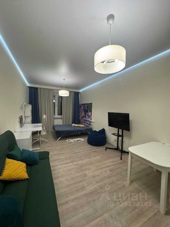 1-комнатная квартира, 42 м² — фотография 2