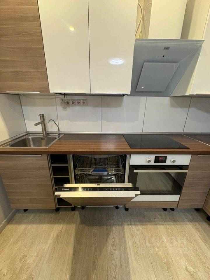 4-комнатная квартира, 98 м² — фотография 3