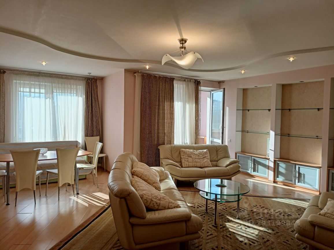 4-комнатная квартира, 146 м² — фотография 2