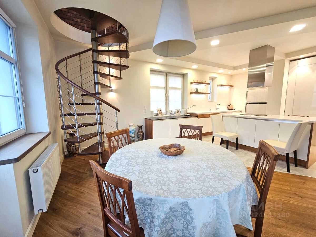 1-комнатная квартира, 100 м²