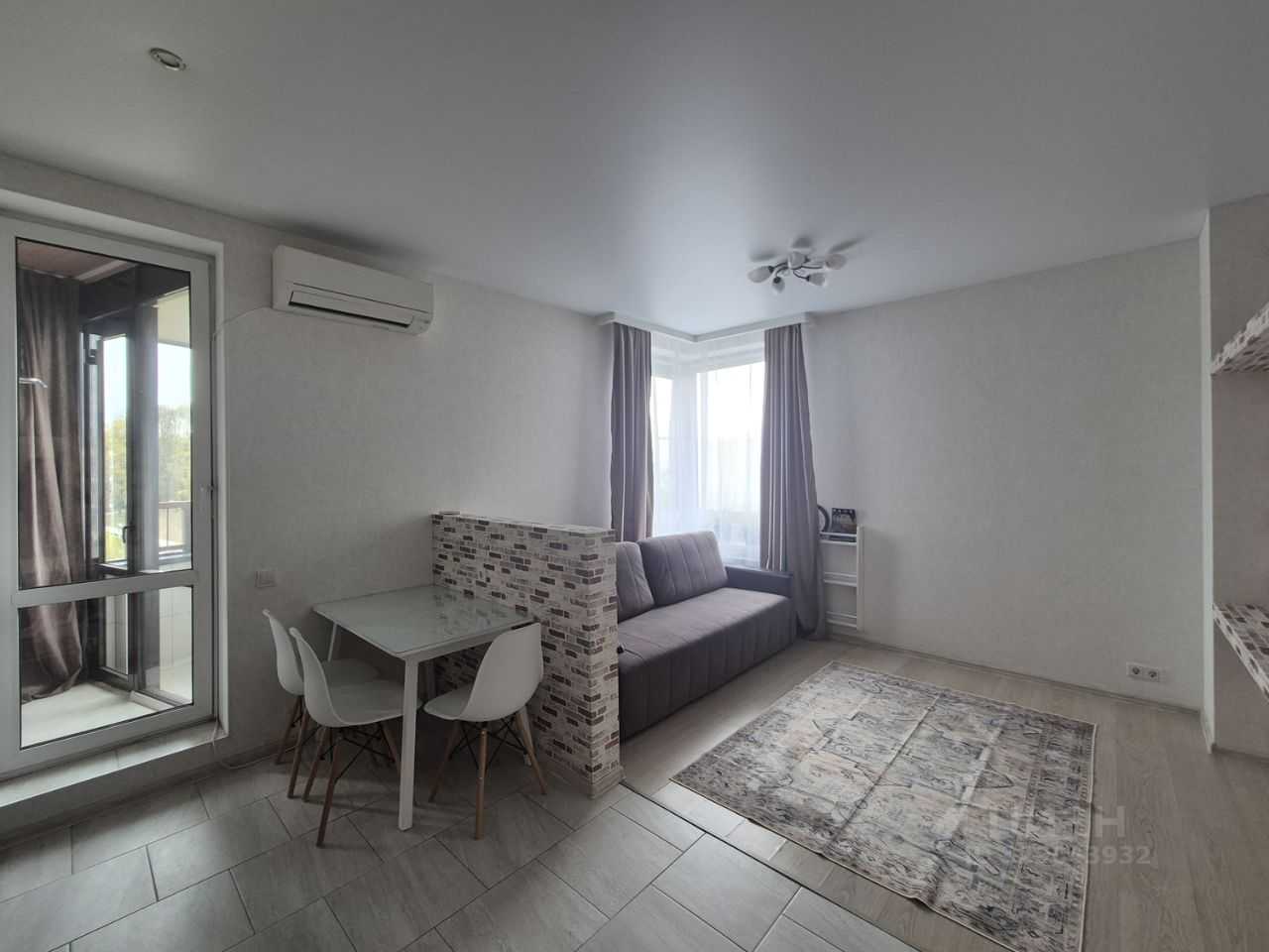 2-комнатная квартира, 56 м² — фотография 2