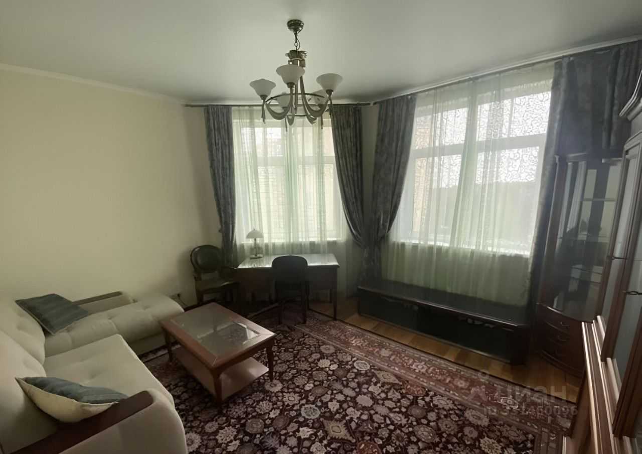 2-комнатная квартира, 71 м² — фотография 2