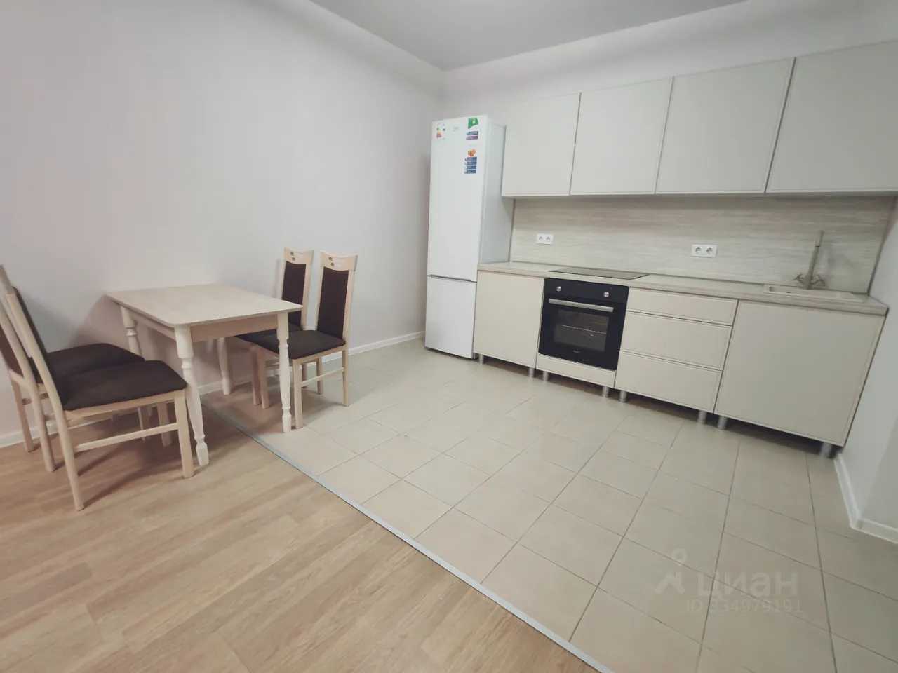 2-комнатная квартира, 56 м² — фотография 2