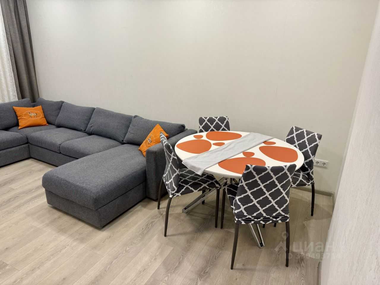 2-комнатная квартира, 62 м² — фотография 3