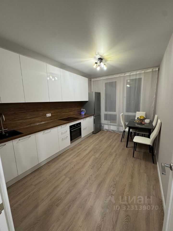 3-комнатная квартира, 77,4 м² — фотография 2