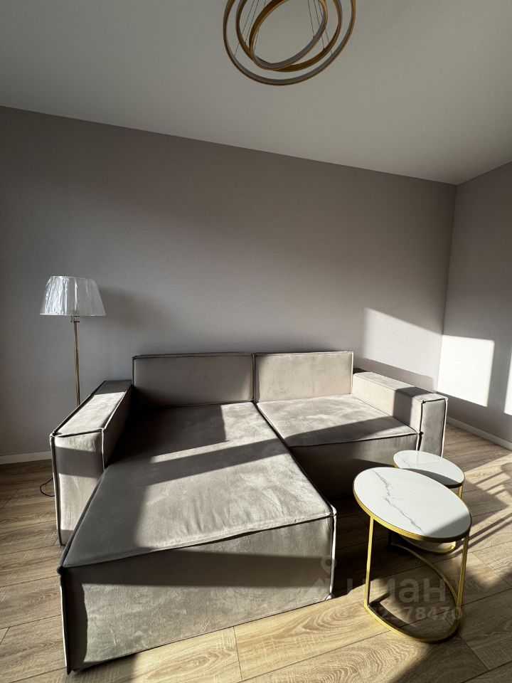 2-комнатная квартира, 59 м² — фотография 3
