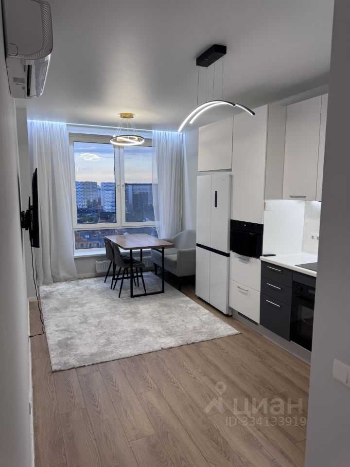 4-комнатная квартира, 80 м² — фотография 2