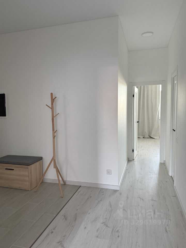 2-комнатная квартира, 72,3 м² — фотография 3