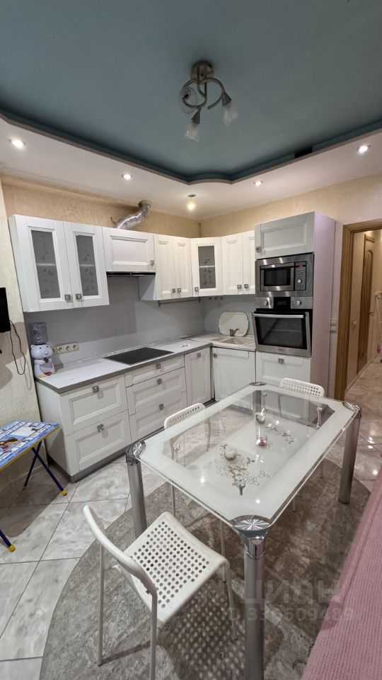 2-комнатная квартира, 68 м² — фотография 3