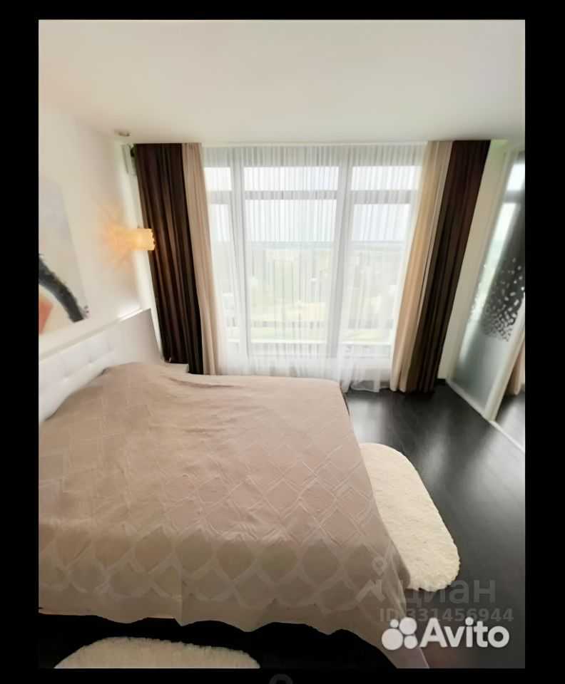 1-комнатная квартира, 105 м²