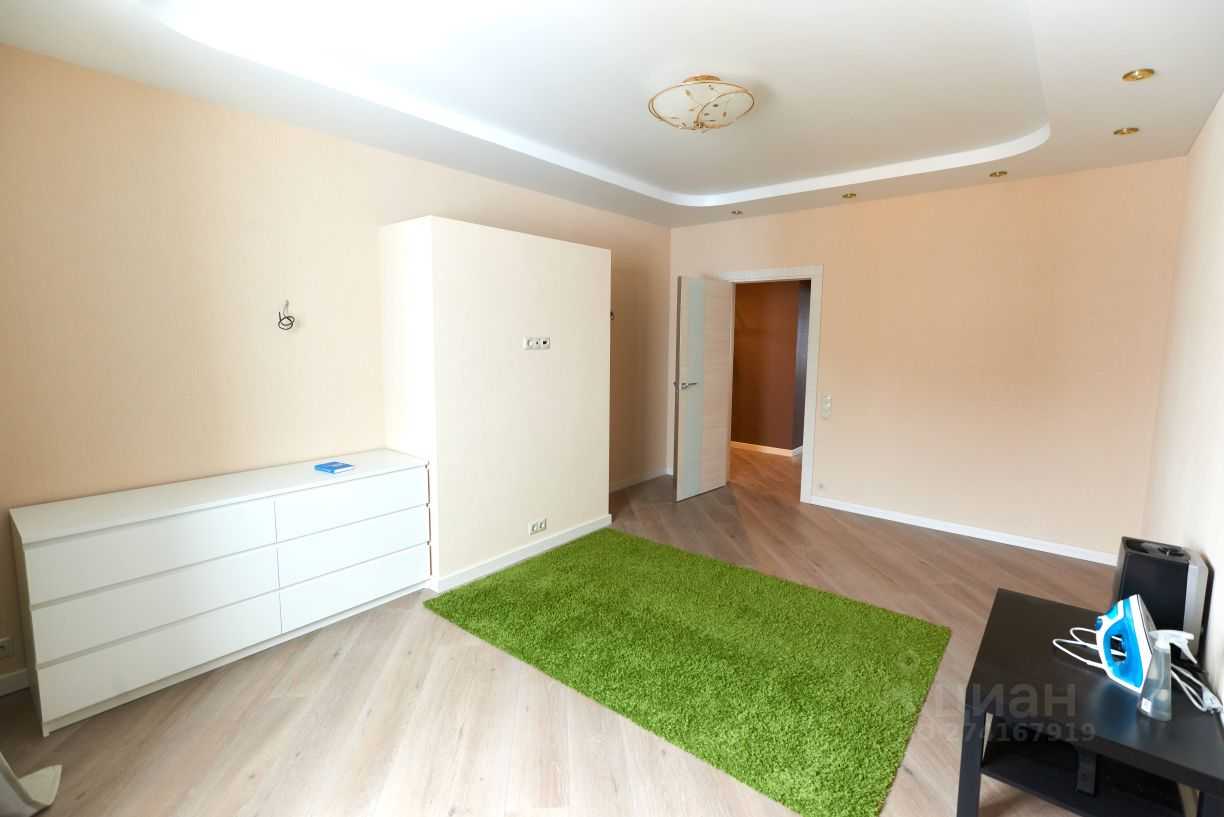 2-комнатная квартира, 67 м² — фотография 3