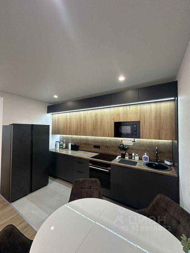 3-комнатная квартира, 65 м² — фотография 2