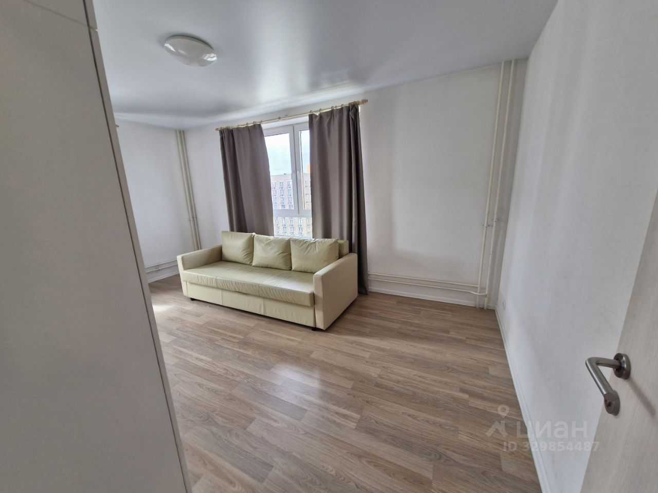 2-комнатная квартира, 54 м² — фотография 3