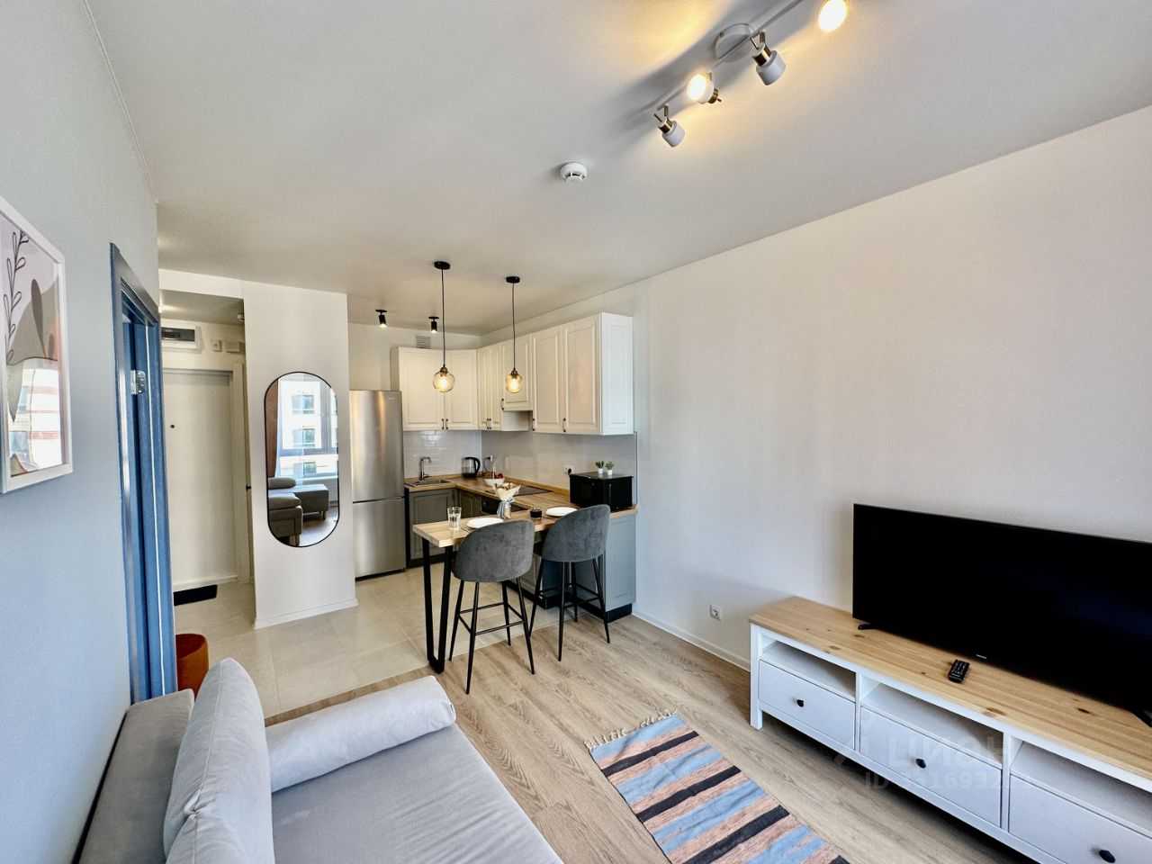 1-комнатная квартира, 35 м² — фотография 2