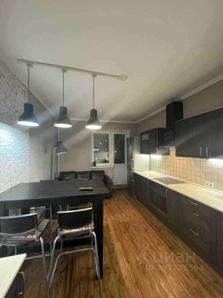 2-комнатная квартира, 69 м² — фотография 2