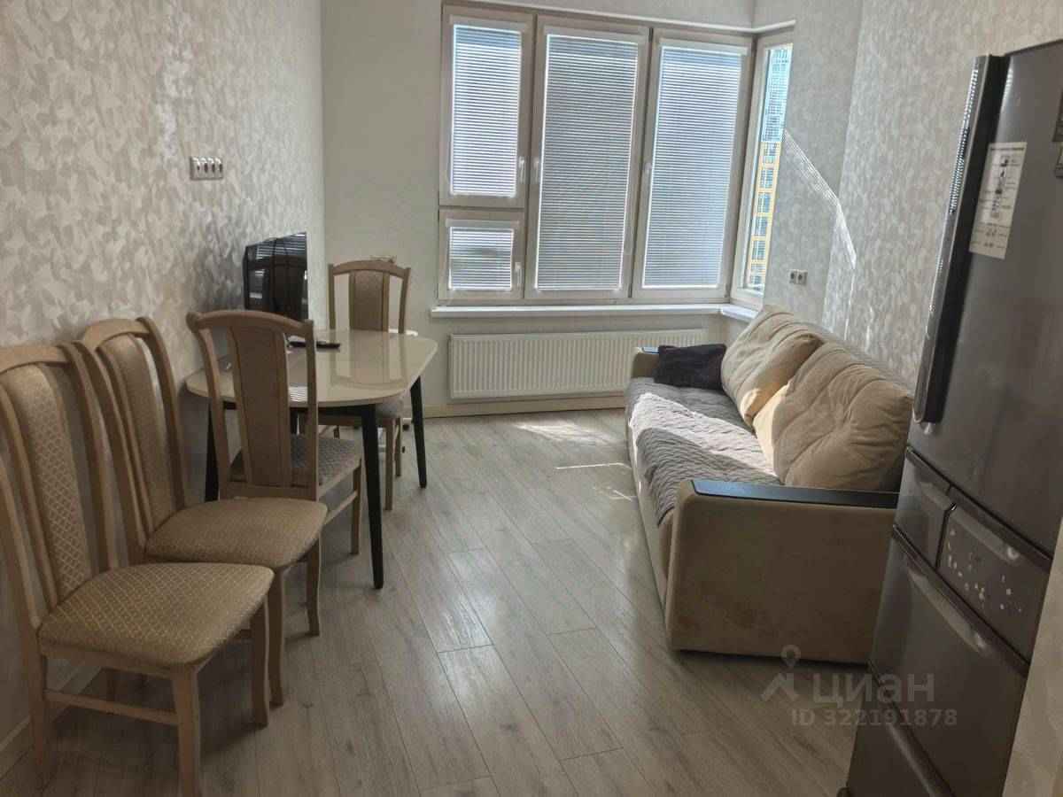 2-комнатная квартира, 37 м² — фотография 2