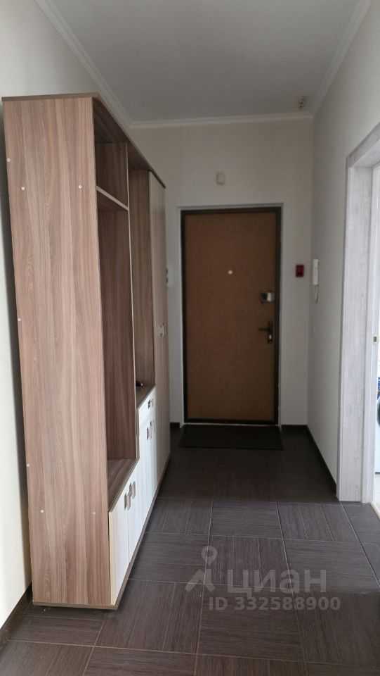 2-комнатная квартира, 70 м² — фотография 2