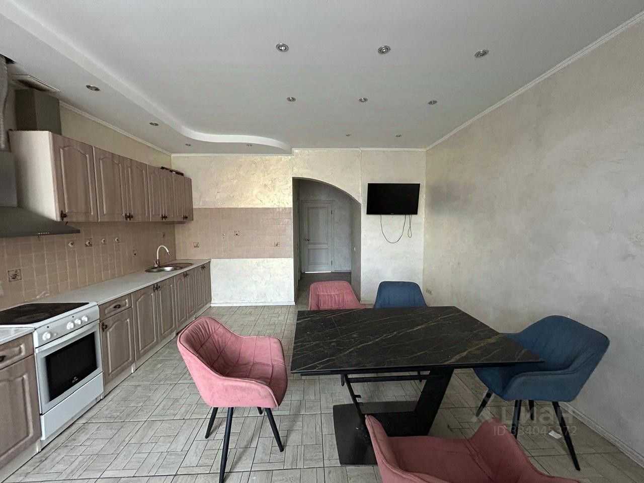 4-комнатная квартира, 120 м² — фотография 2