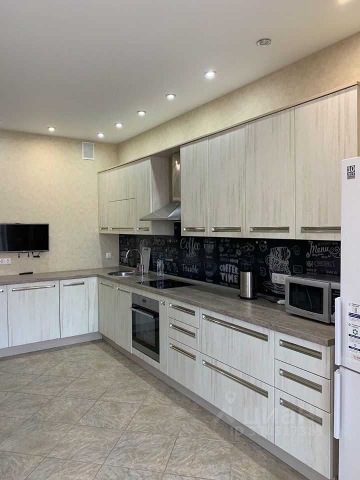 1-комнатная квартира, 50 м² — фотография 3