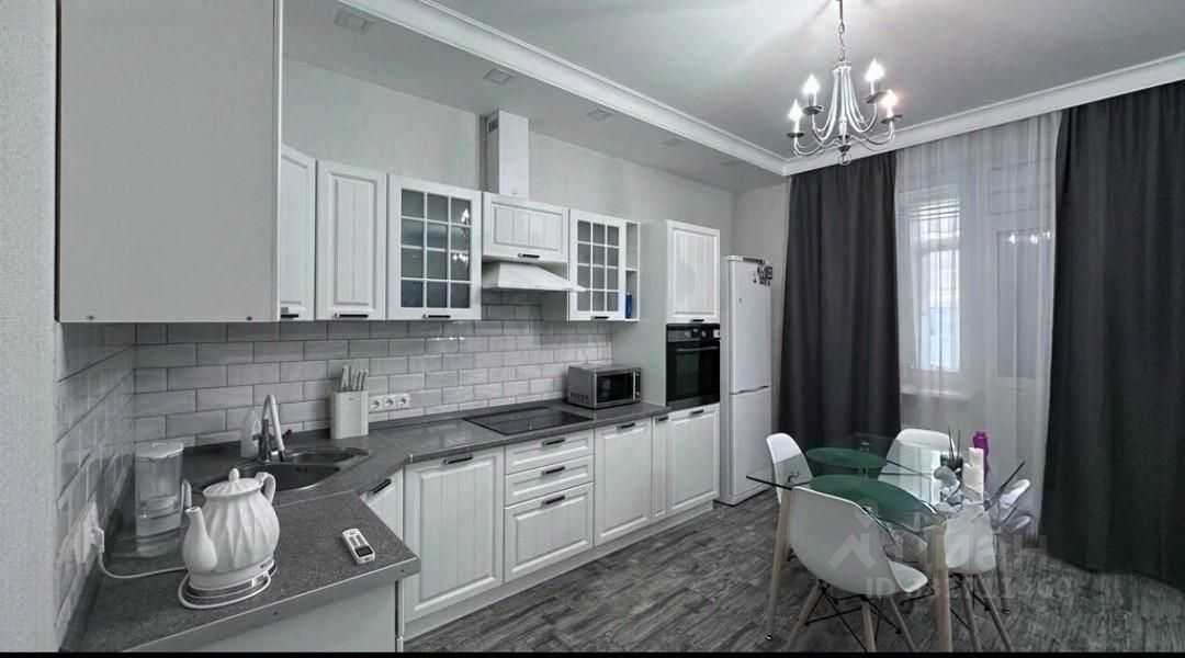 1-комнатная квартира, 50 м² — фотография 3