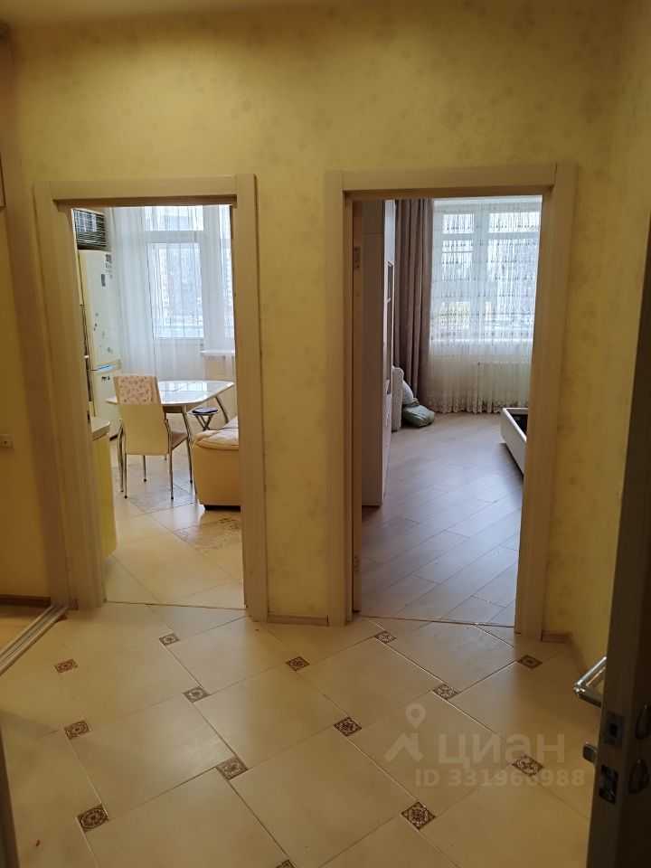 1-комнатная квартира, 46 м² — фотография 3