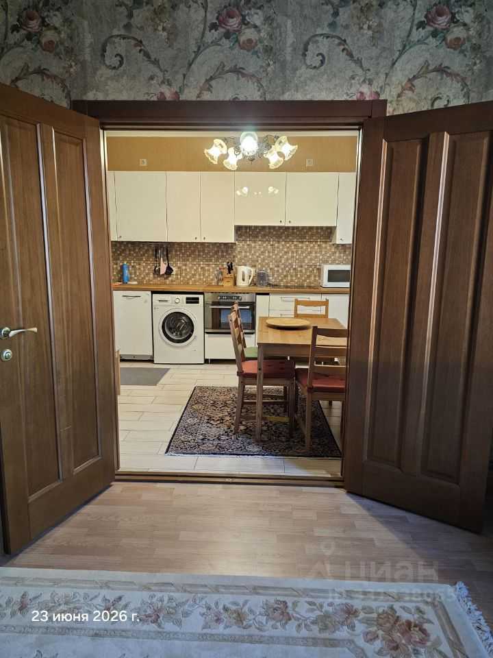 2-комнатная квартира, 69 м² — фотография 3