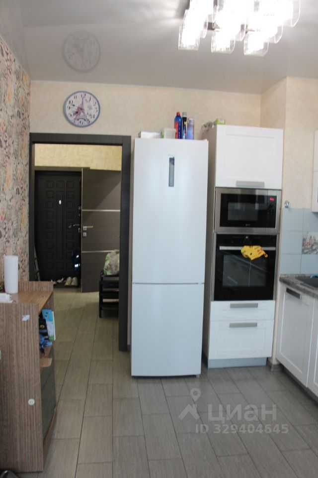 2-комнатная квартира, 63 м² — фотография 3