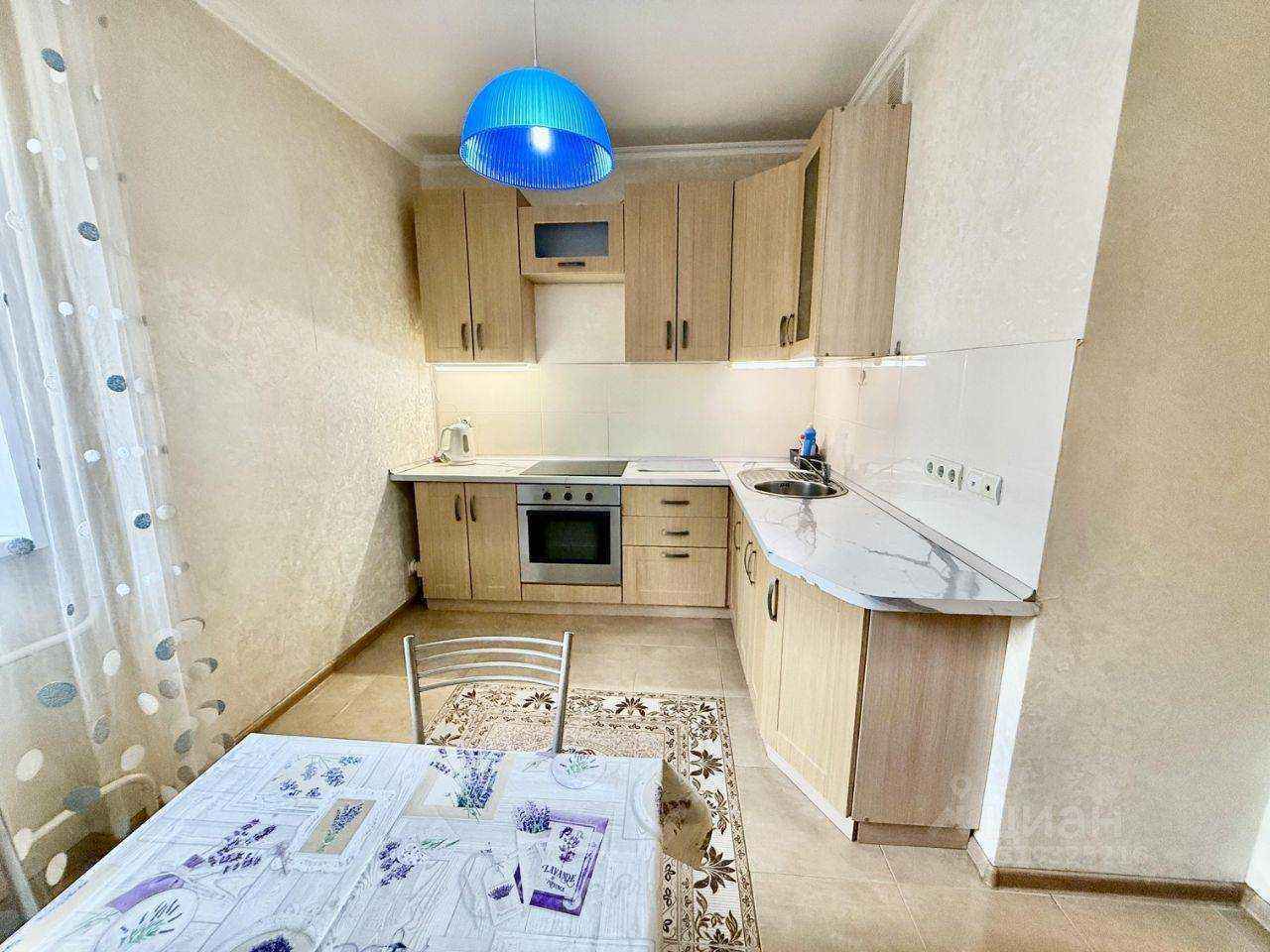 2-комнатная квартира, 60 м²