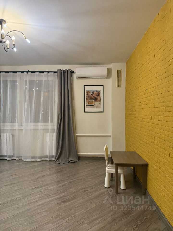 2-комнатная квартира, 55 м² — фотография 2