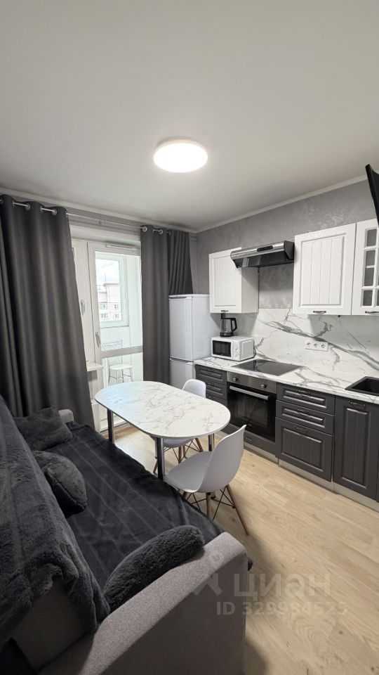 1-комнатная квартира, 42 м² — фотография 3